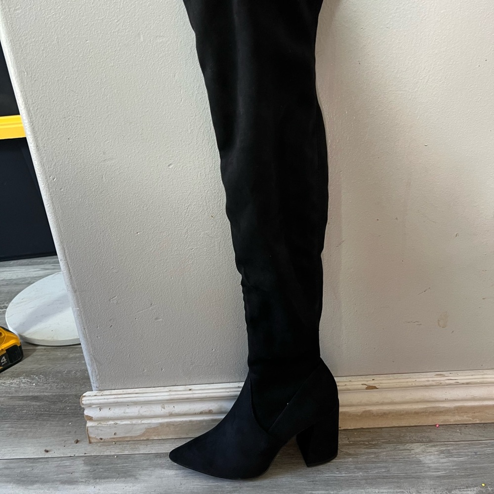 Jacoby black Steve Madden over the knee suede boots